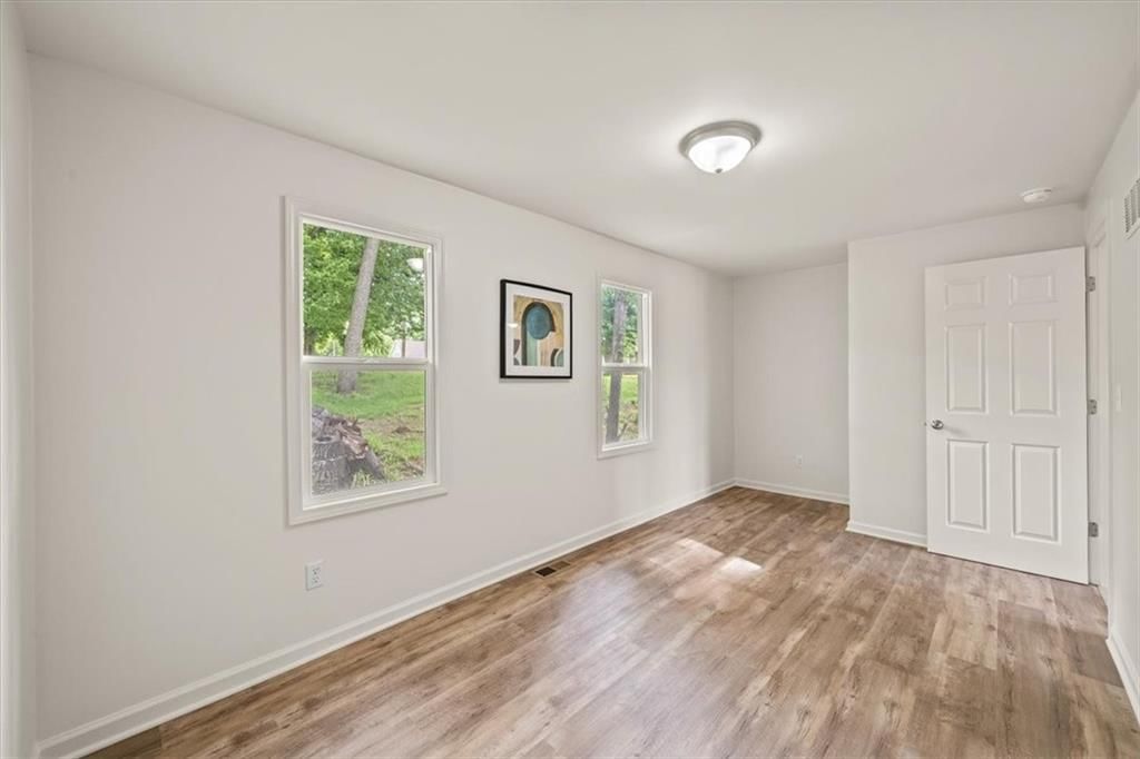 Photo 9 of 27 - 6600 Cernech Road