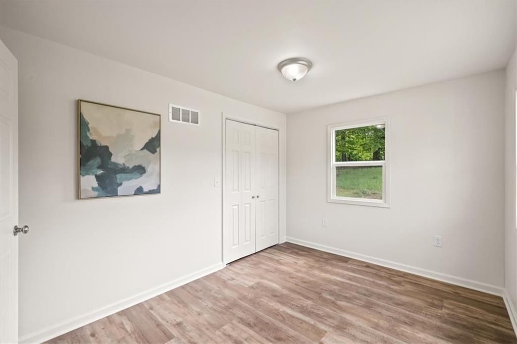 Photo 10 of 27 - 6600 Cernech Road