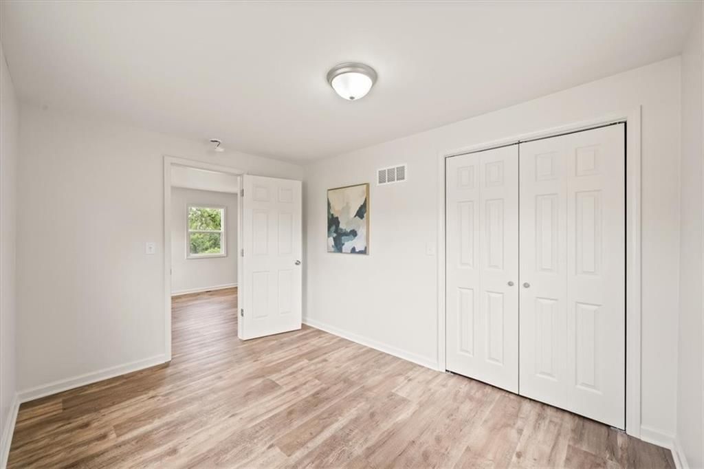 Photo 12 of 27 - 6600 Cernech Road