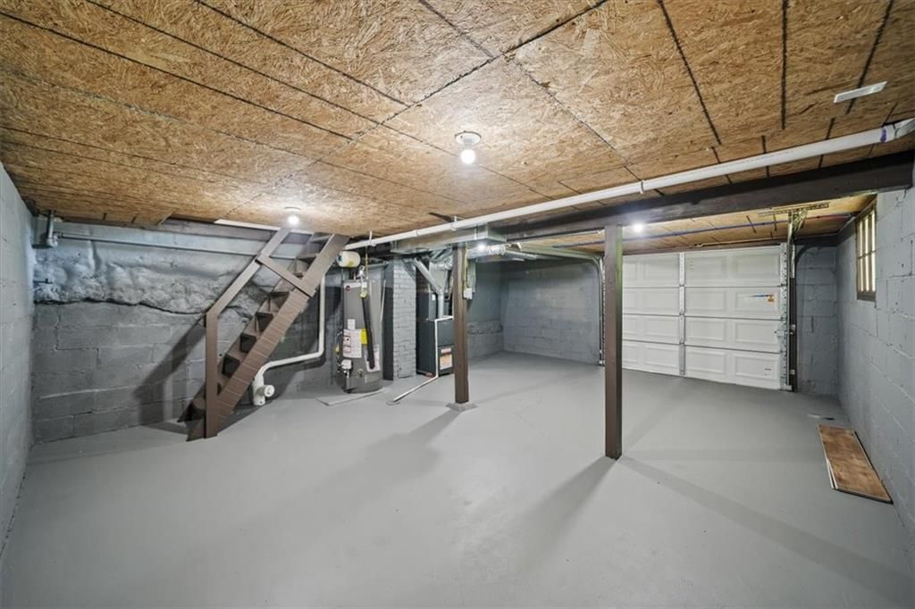Photo 15 of 27 - 6600 Cernech Road