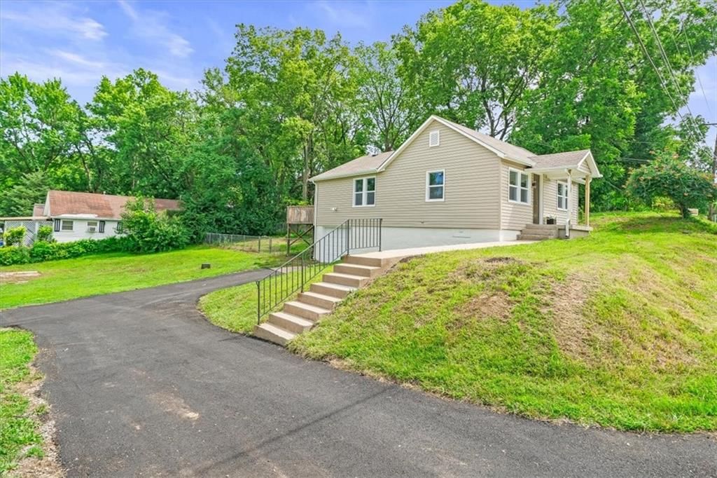 Photo 17 of 27 - 6600 Cernech Road