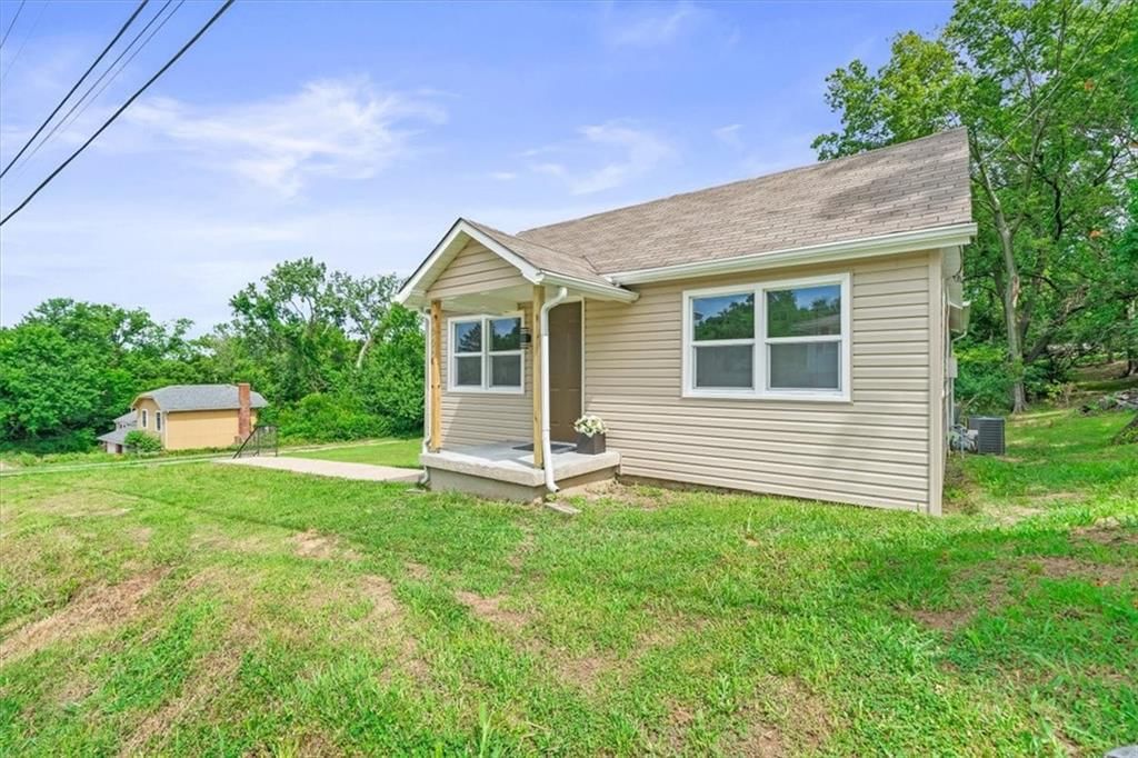 Photo 18 of 27 - 6600 Cernech Road