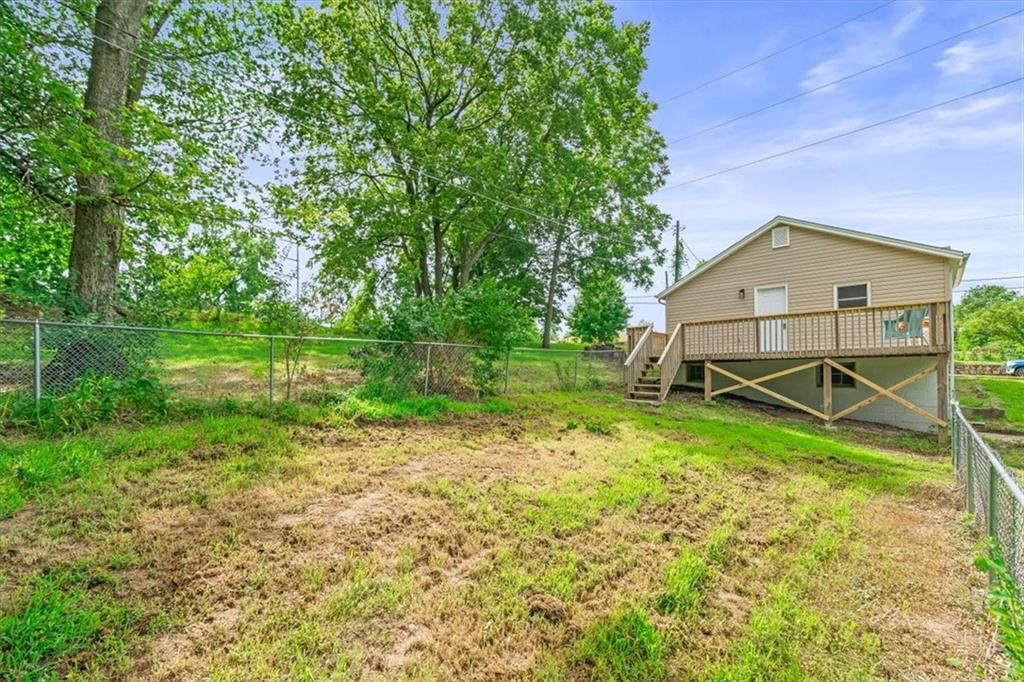 Photo 22 of 27 - 6600 Cernech Road