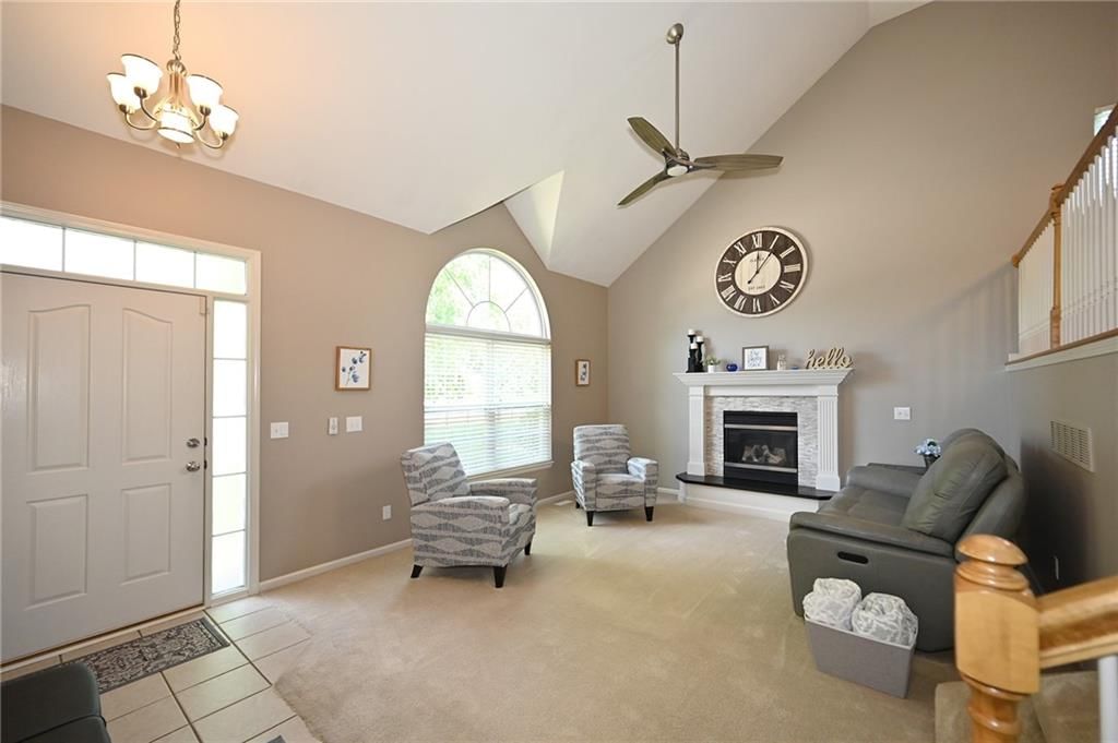 11113 N Madison Court — photo 5