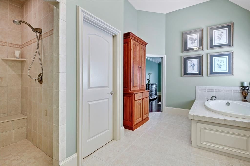 12333 Westgate Street — photo 17