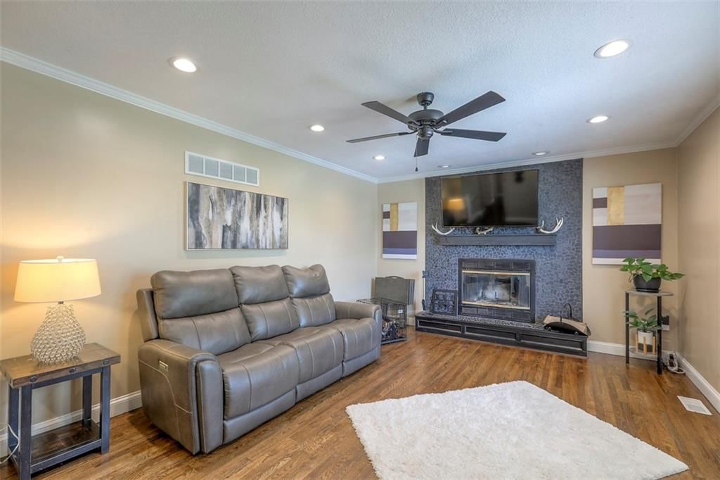 7525 Wright Way Lane — photo 15