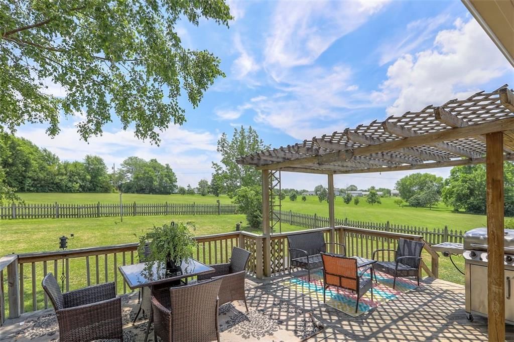 7525 Wright Way Lane — photo 30