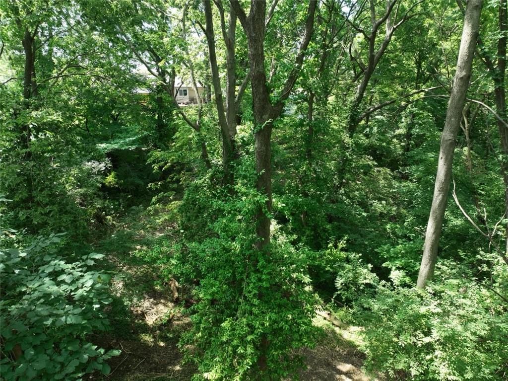 N Baltimore Avenue — photo 2