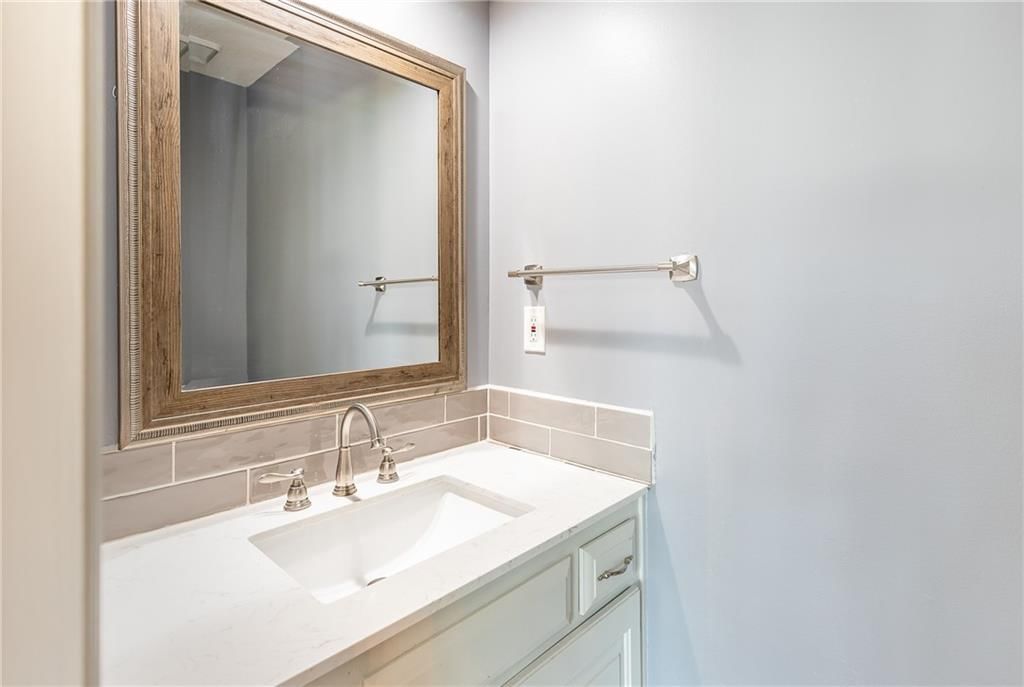 1237 N Prince Edward Island Street — photo 11