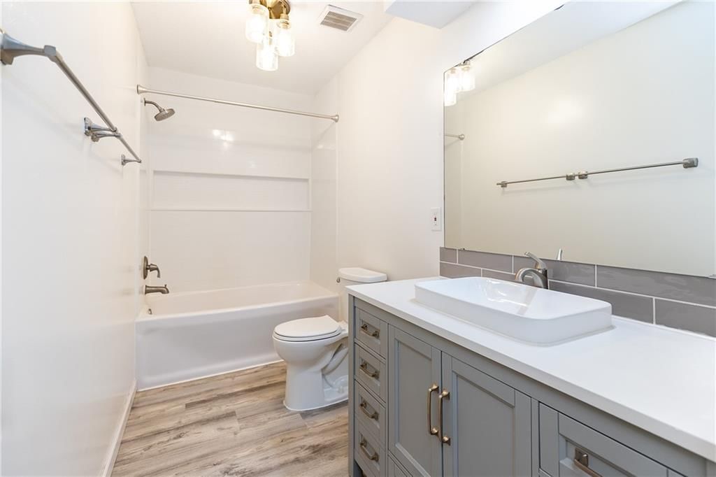 1237 N Prince Edward Island Street — photo 18