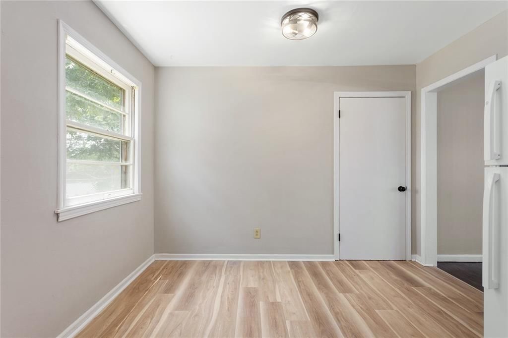 5921 Lexington Avenue — photo 10