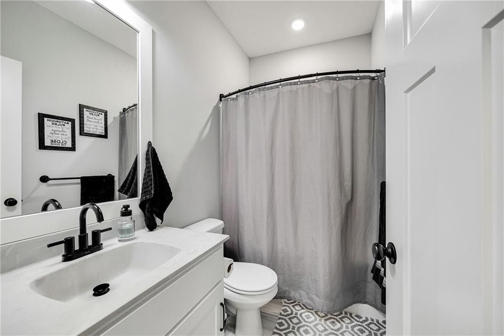 1296 NW Lindenwood Drive — photo 21
