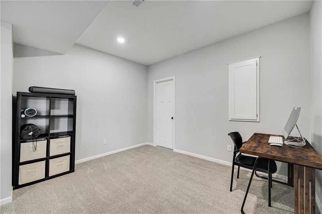1296 NW Lindenwood Drive — photo 30