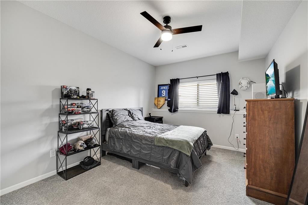 1296 NW Lindenwood Drive — photo 34