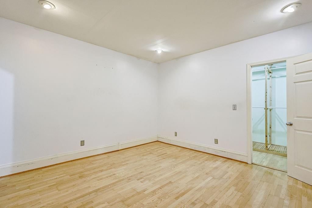 712 Francis Street — photo 23