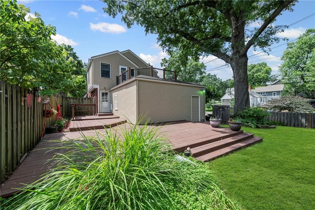 1296 W 72nd Terrace — photo 31