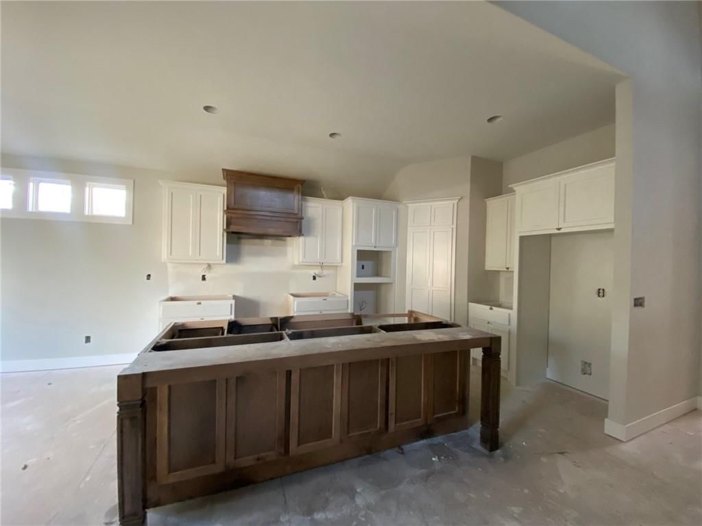 2512 Somerset Drive — photo 17