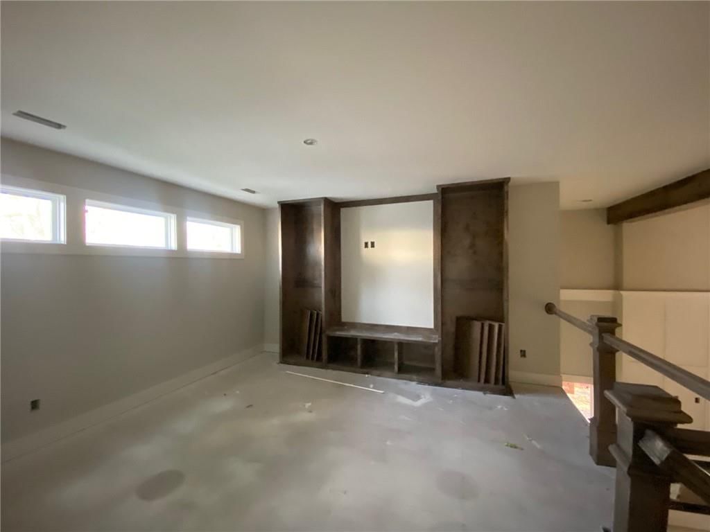 2512 Somerset Drive — photo 23