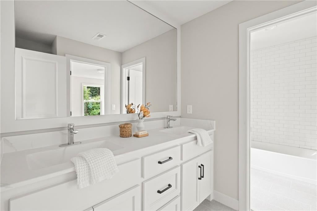 2512 Somerset Drive — photo 41