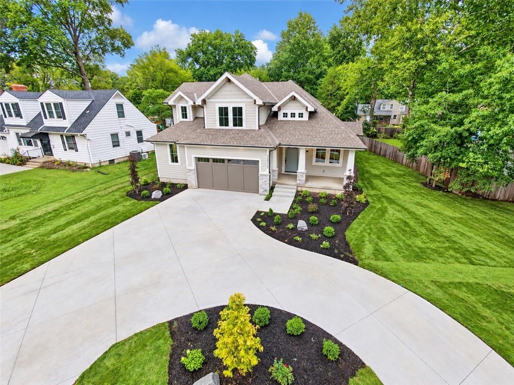 2512 Somerset Drive, Prairie Village, KS