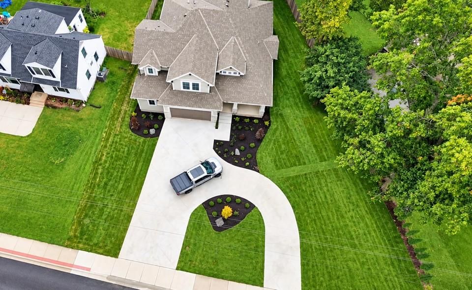 2512 Somerset Drive, Prairie Village, KS: listing photo 3