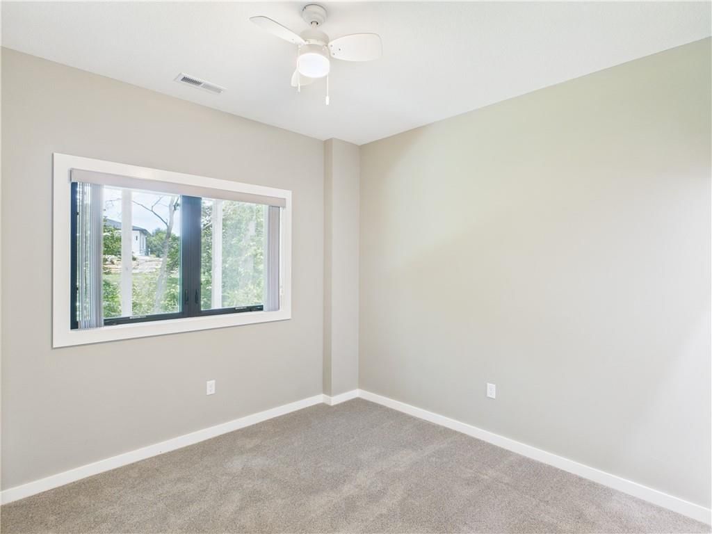 1248 Rich Boulevard — photo 34