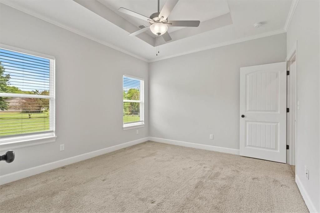 213 S DALTON Drive — photo 13