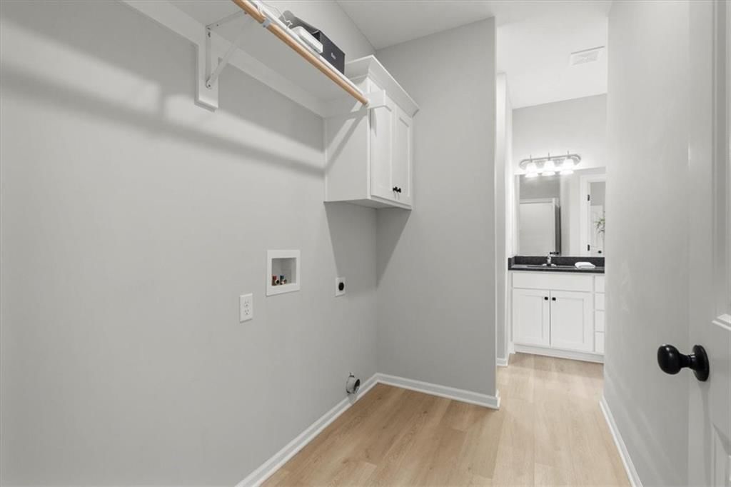 213 S DALTON Drive — photo 17