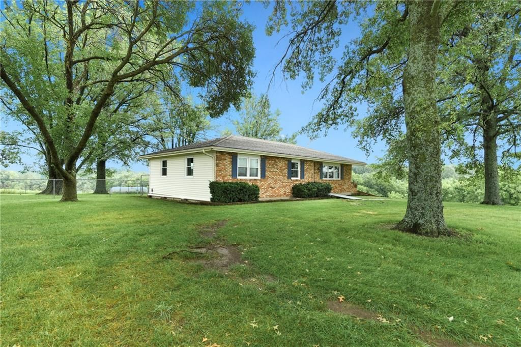 17470 Springdale Road, Leavenworth, KS