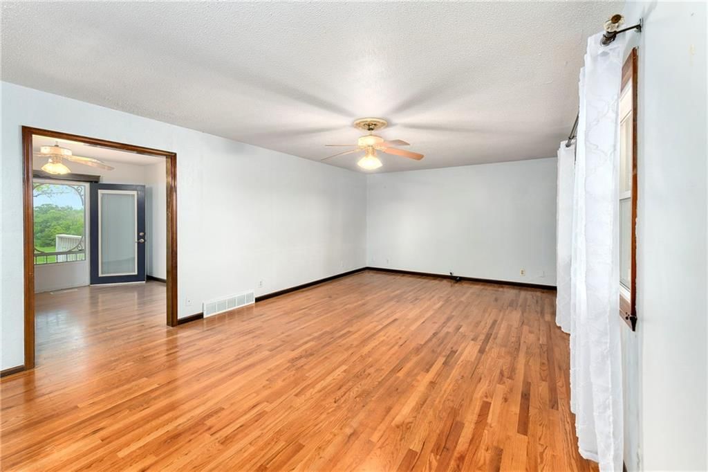 17470 Springdale Road — photo 8