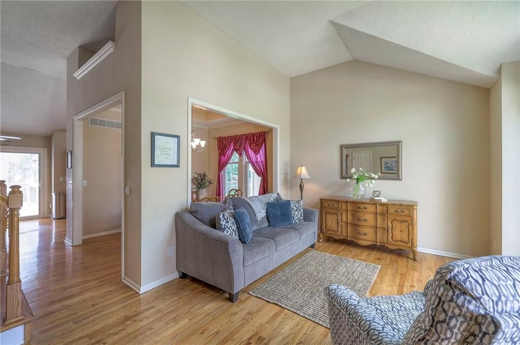 Photo 8 of 41 - 21509 W 52nd Street