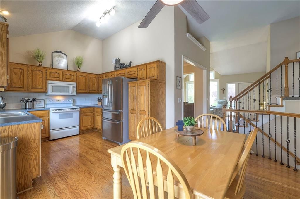 Photo 17 of 41 - 21509 W 52nd Street