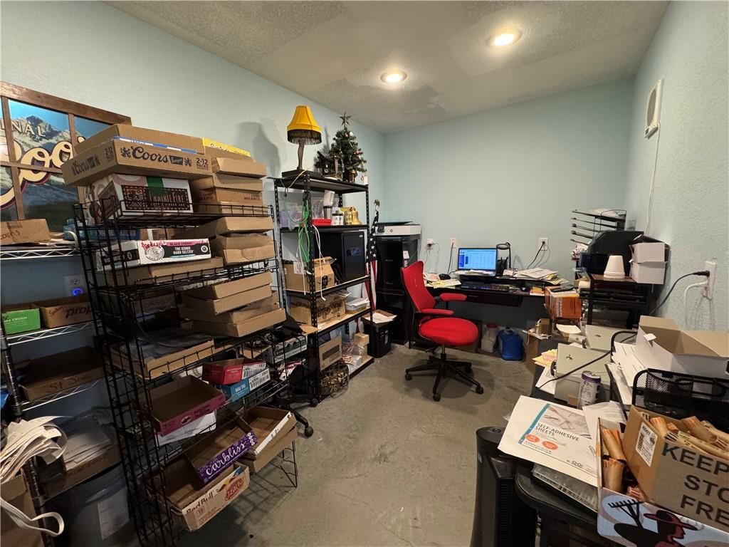 445 S Main Street — photo 11