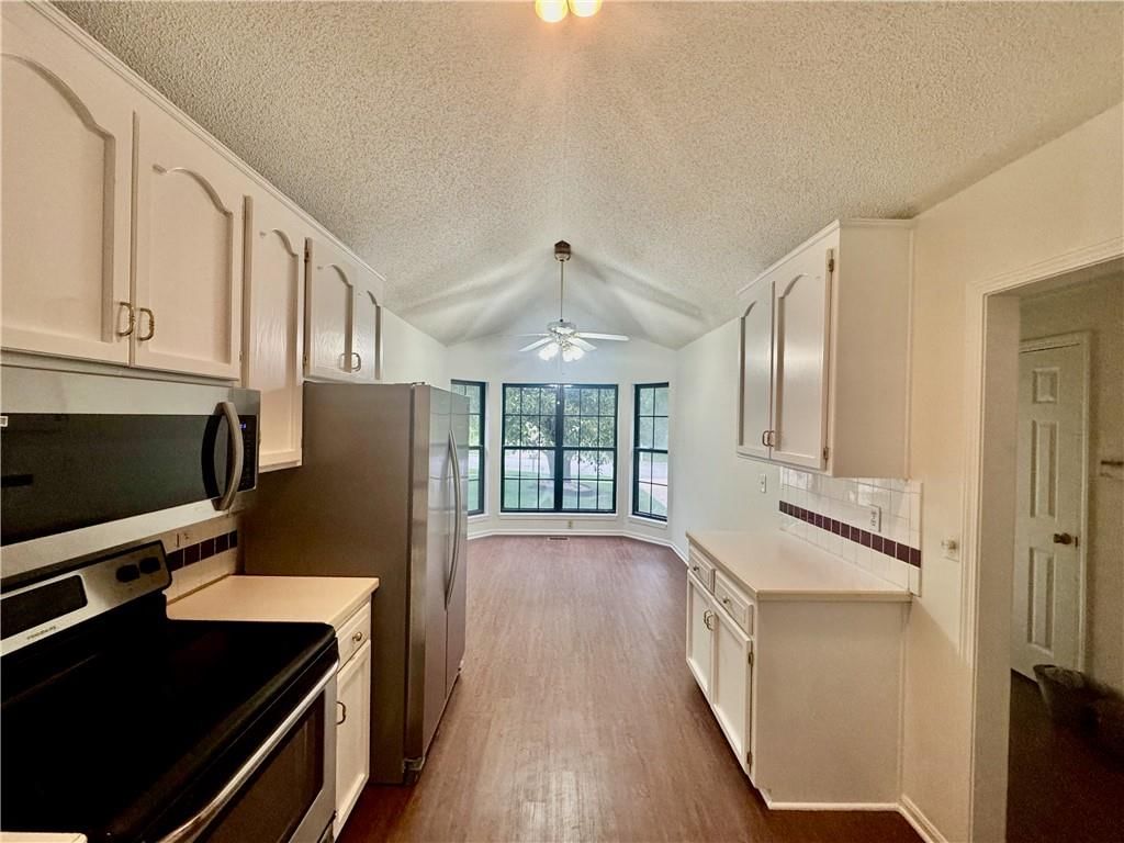 619 E 120th Street — photo 15