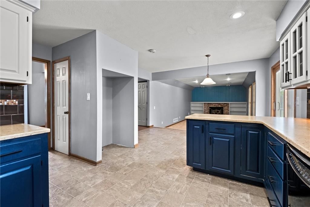 13293 W 111th Terrace — photo 16