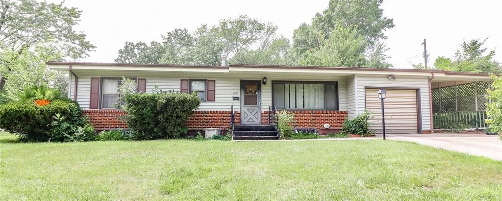 601 Westside Drive, Knob Noster, MO