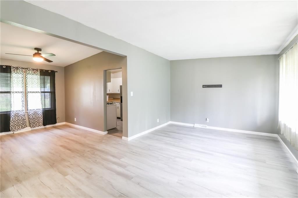 601 Westside Drive — photo 2