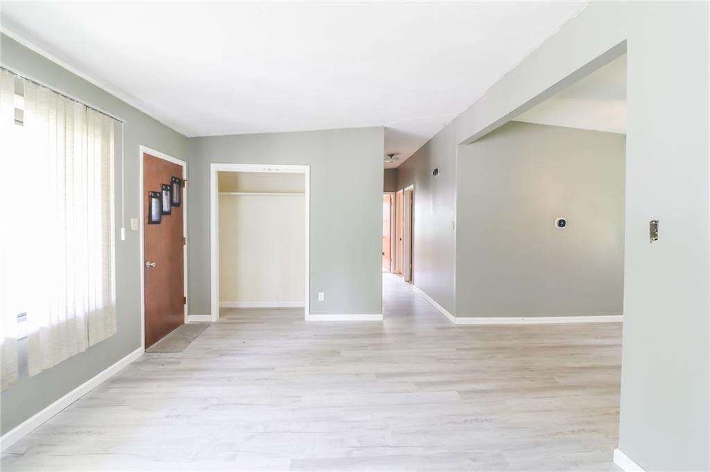 601 Westside Drive — photo 8