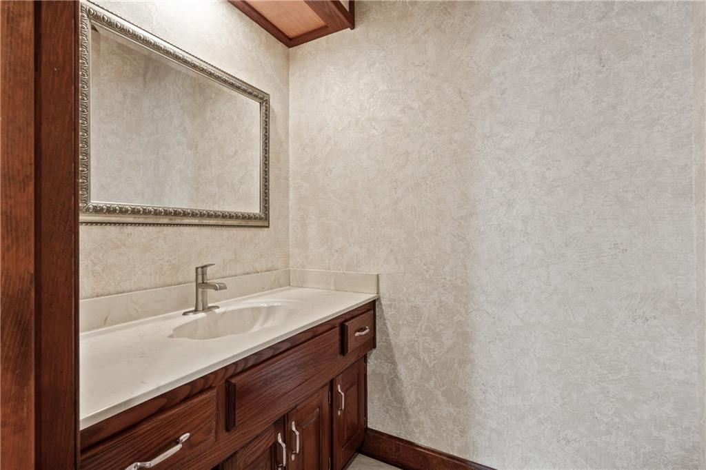 10501 E 57th Place — photo 33
