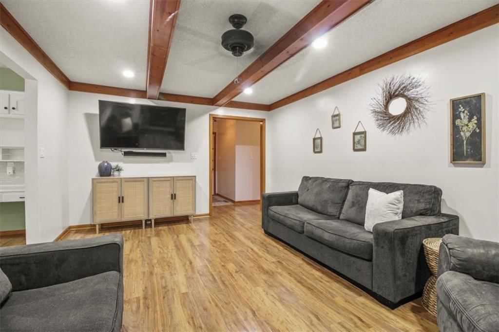 Photo 5 of 23 - 2316 NW Acorn Drive