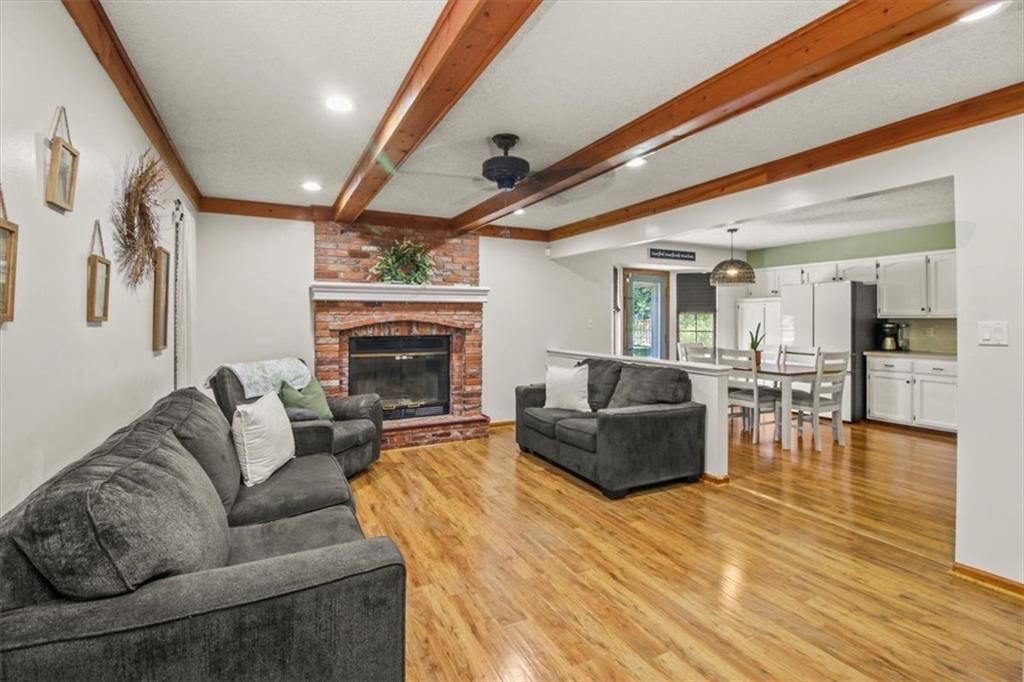 Photo 6 of 23 - 2316 NW Acorn Drive