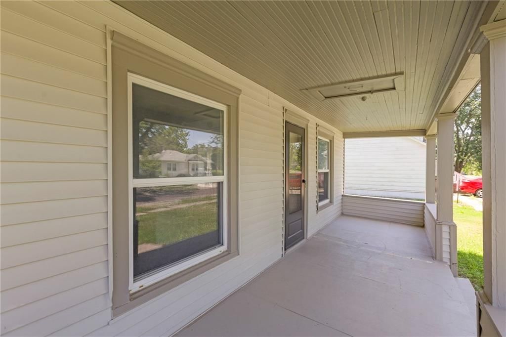 839 S Oak Street — photo 5