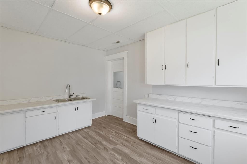 839 S Oak Street — photo 14