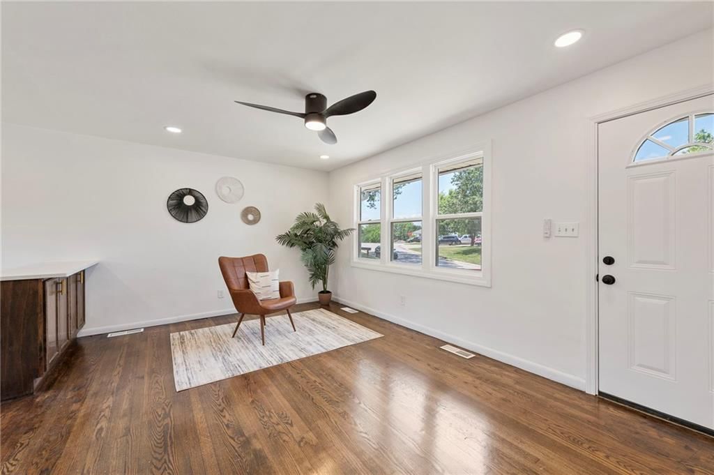 3501 Oak Avenue — photo 6