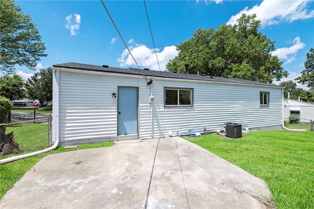 3501 Oak Avenue — photo 33