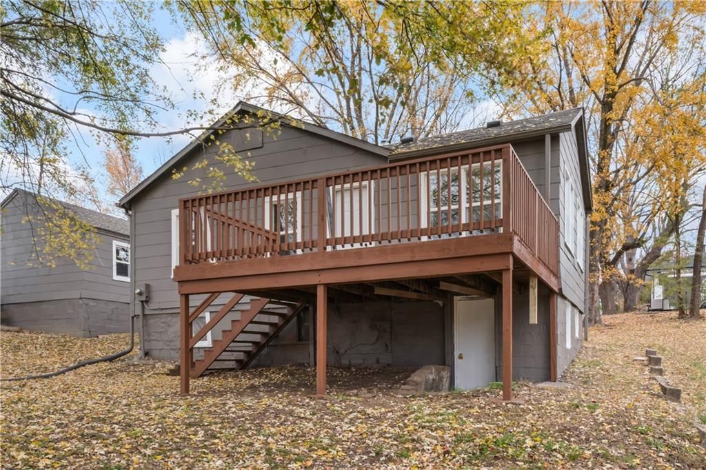 320 N Cedar Avenue — photo 31