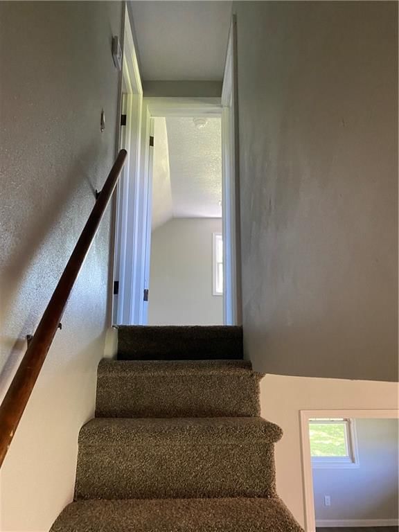 Photo 46 of 61 - 710 E Vine Street