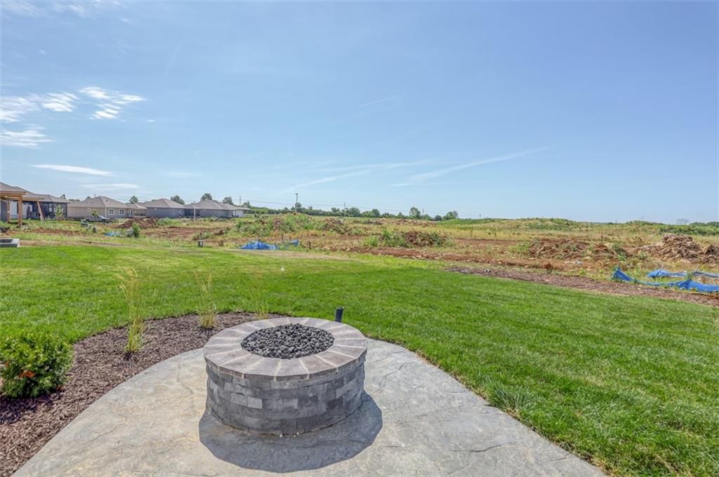 15397 W 173rd Terrace — photo 8