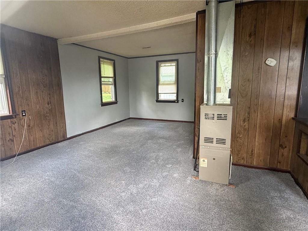 303 Bell Street — photo 9