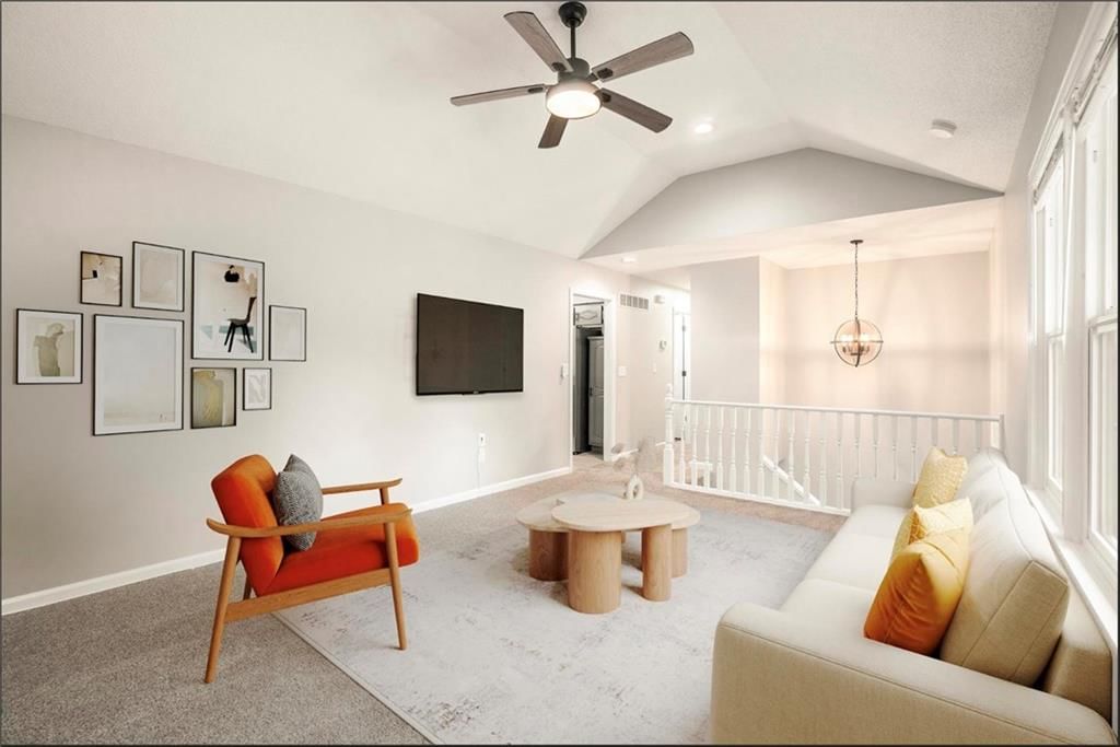 1105 N Halsey Terrace — photo 9